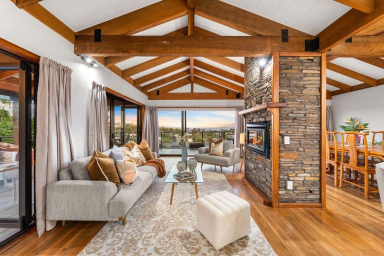 Photo of property in 36 Montclair Rise, Browns Bay, Auckland, 0630