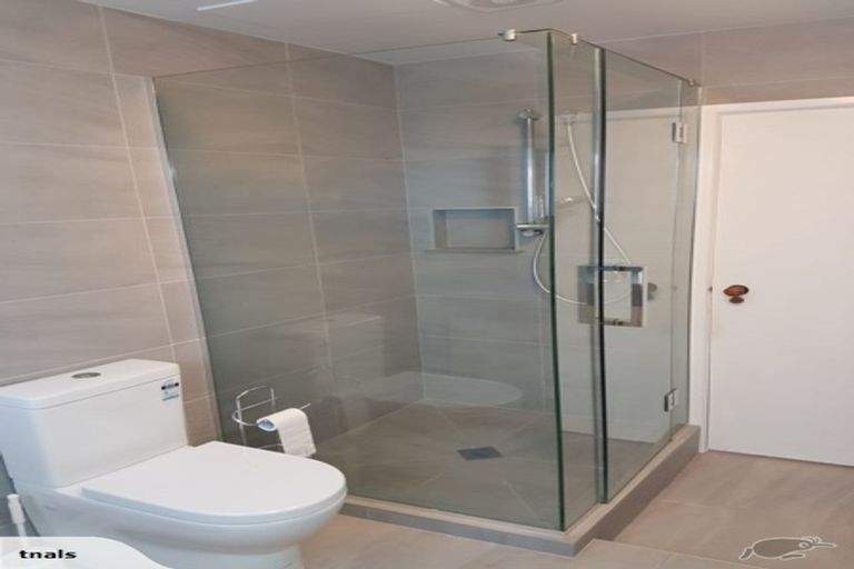 Photo of property in 14 Harper Street, Chatswood, Auckland, 0626