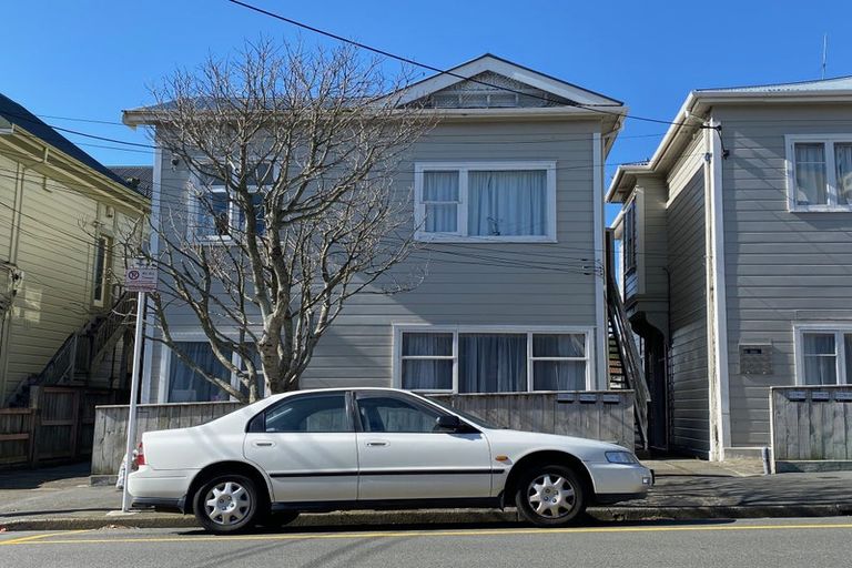 Photo of property in Rowena Hostel, 61 Ellice Street, Mount Victoria, Wellington, 6011