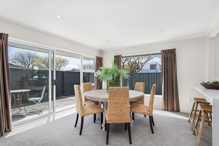 Photo of property in 77 Winchester Street, Merivale, Christchurch, 8014