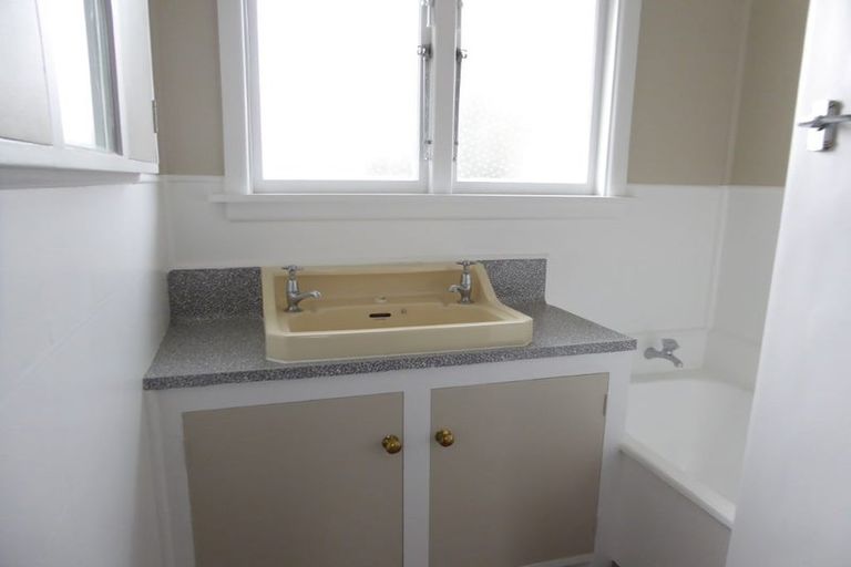 Photo of property in 46 Evesham Crescent, Spreydon, Christchurch, 8024