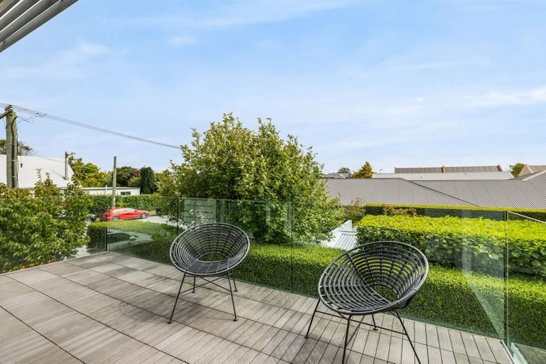 Photo of property in 26 Springfield Road, Saint Albans, Christchurch, 8014