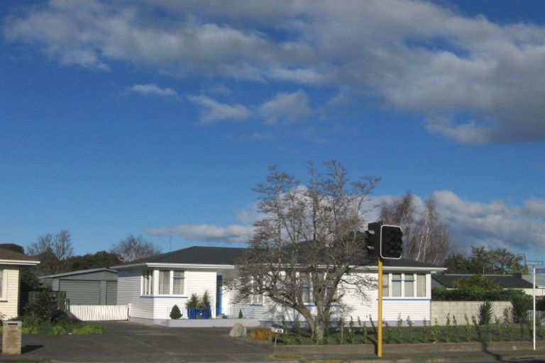 Photo of property in 111 Taradale Road, Onekawa, Napier, 4110