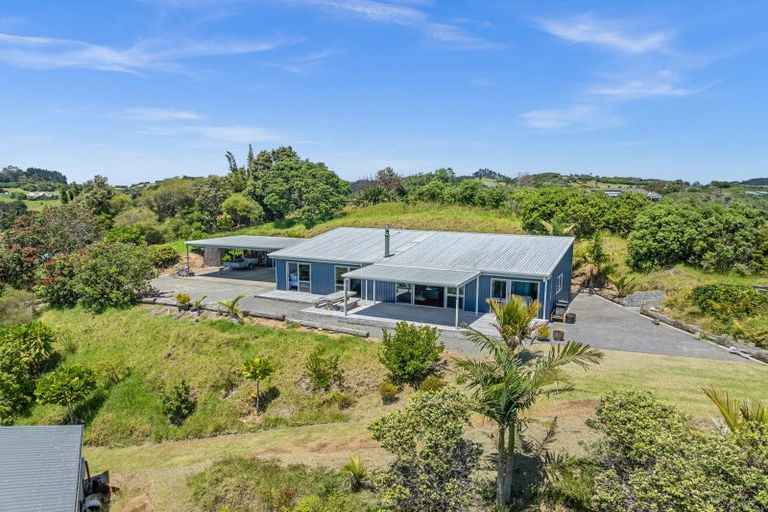 Photo of property in 23 Saqa Way, Matapouri, Whangarei, 0173