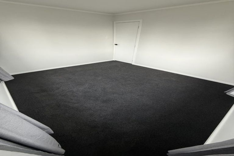 Photo of property in 1 Robertshawe Crescent, Dannevirke, 4930