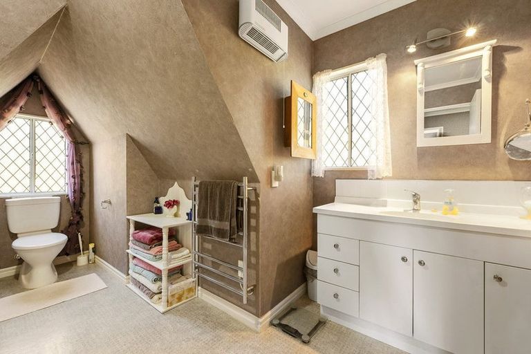 Photo of property in 202b Thompsons Track, Aongatete, 3178