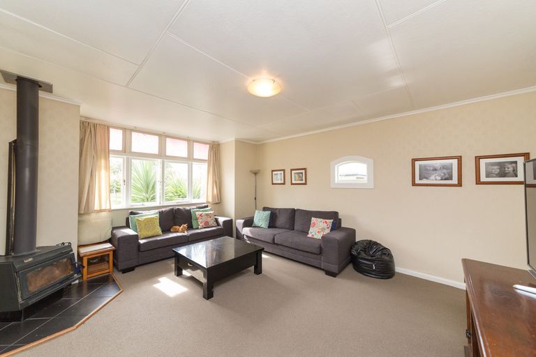 Photo of property in 132 College Street, Awapuni, Palmerston North, 4412