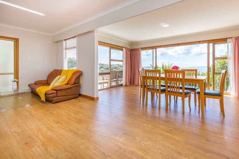 Photo of property in 122 Pah Road, Cockle Bay, Auckland, 2014