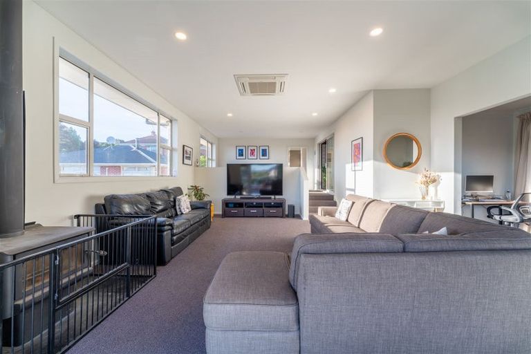 Photo of property in 8a Lysaght Street, Highfield, Timaru, 7910