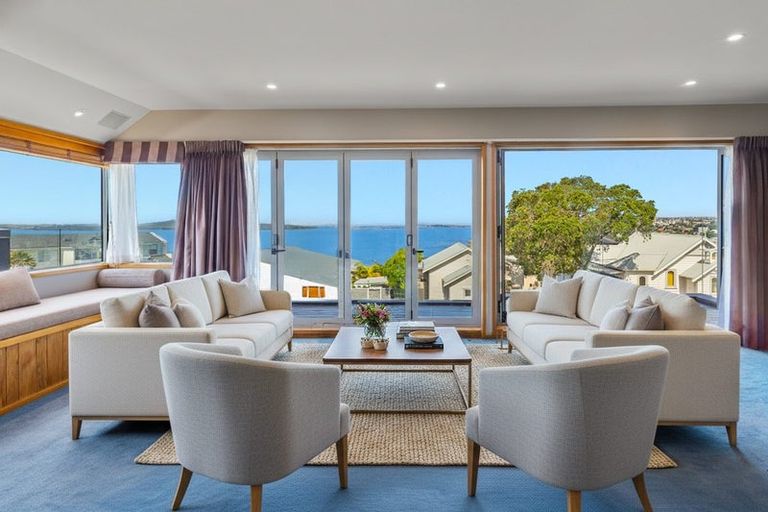 Photo of property in 11 Katui Street, Castor Bay, Auckland, 0620