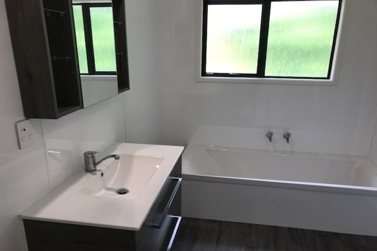 Photo of property in 16a Churchill Avenue, Maeroa, Hamilton, 3200