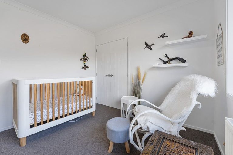 Photo of property in 7 Settlers Close, Whalers Gate, New Plymouth, 4310