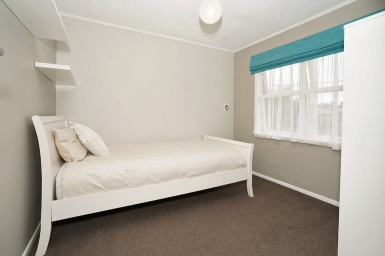 Photo of property in 18 Macmurdo Avenue, Glenview, Hamilton, 3206