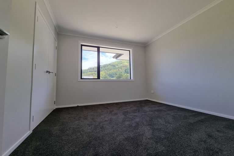 Photo of property in 62 Hokioi Drive, Kenepuru, Porirua, 5022
