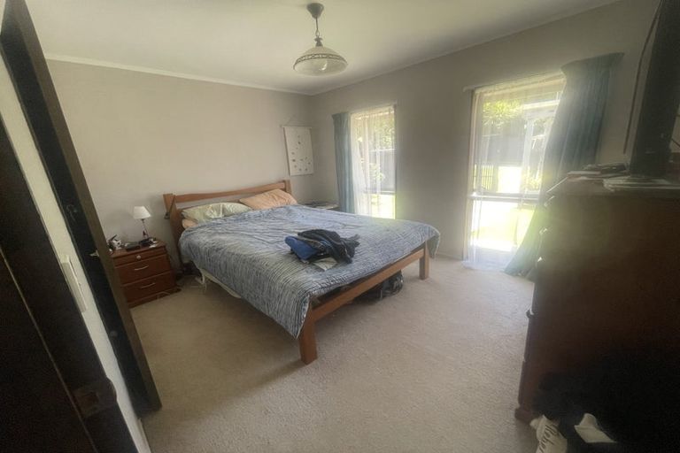 Photo of property in 9a Monowai Road, Johnsonville, Wellington, 6037