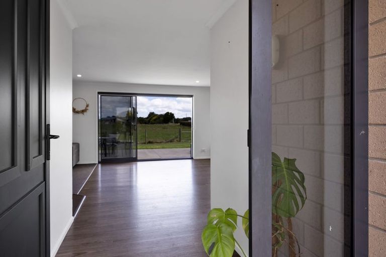 Photo of property in 657 Eltham Road, Mangatoki, Stratford, 4391