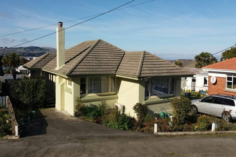 Photo of property in 16 Asquith Street, Caversham, Dunedin, 9012