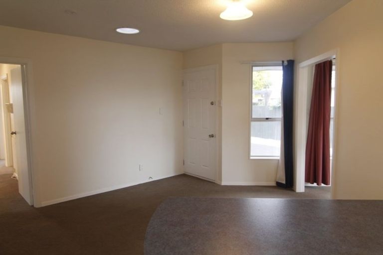 Photo of property in 27 Lamorna Road, Parklands, Christchurch, 8083