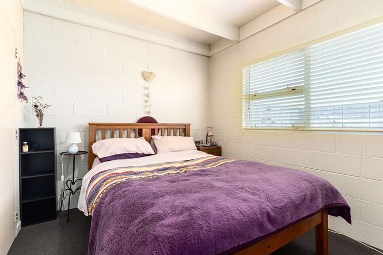 Photo of property in 2/626 Church Street, Terrace End, Palmerston North, 4410