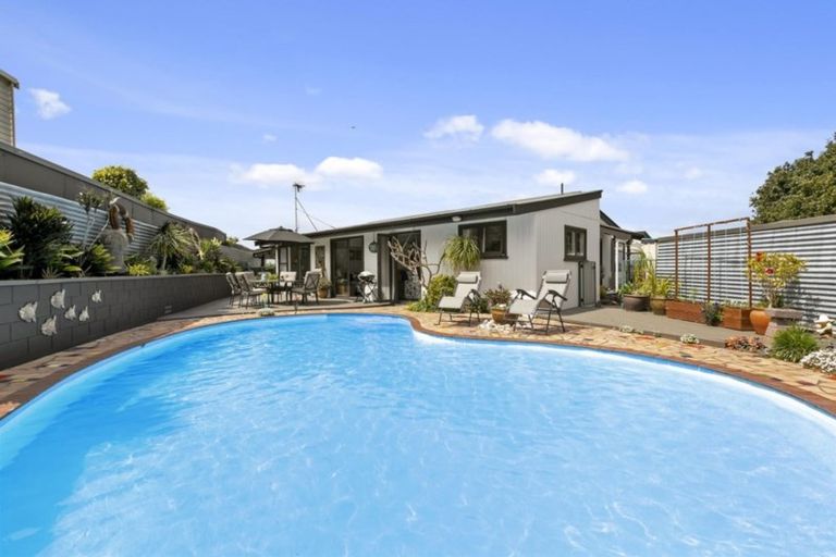 Photo of property in 9 Stratford Place, Otumoetai, Tauranga, 3110