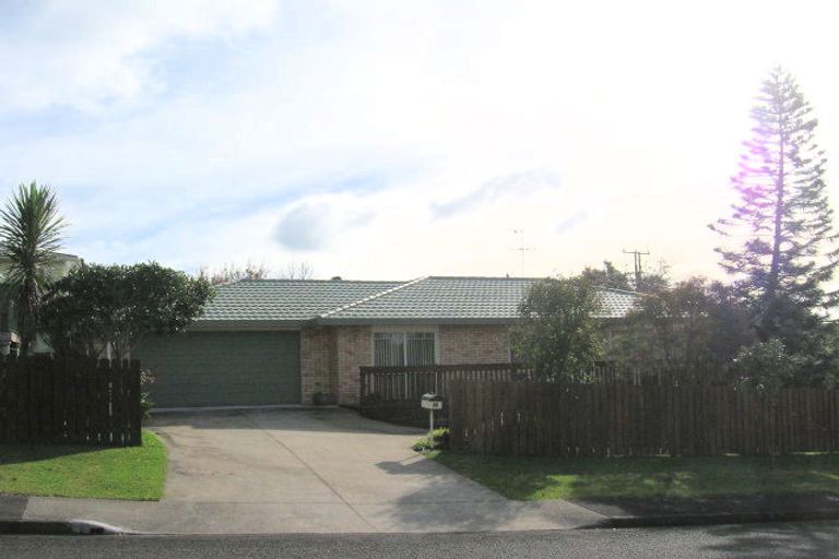 Photo of property in 1/34 Taioma Crescent, Te Atatu Peninsula, Auckland, 0610