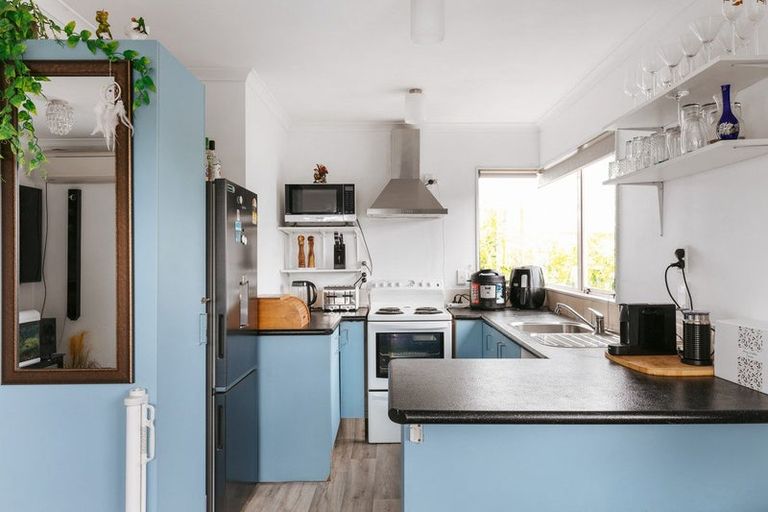 Photo of property in 14b Sinclair Street, Greerton, Tauranga, 3112