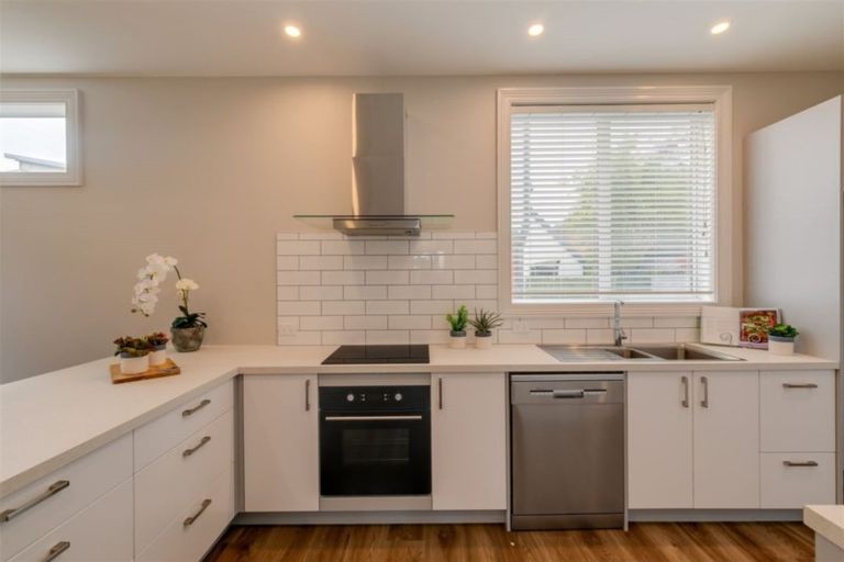 Photo of property in 3/12 Elizabeth Street, Riccarton, Christchurch, 8011