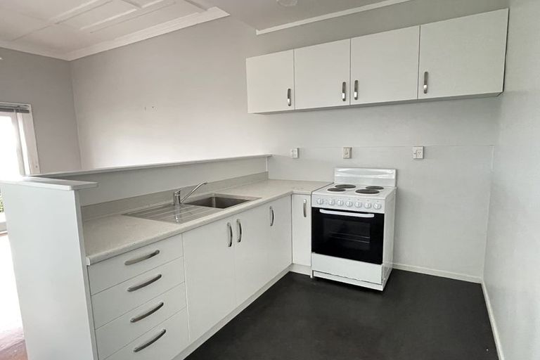 Photo of property in 20 Ngataringa Road, Devonport, Auckland, 0624