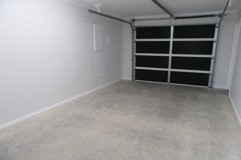 Photo of property in 54 Mawai Hakona Drive, Wallaceville, Upper Hutt, 5018