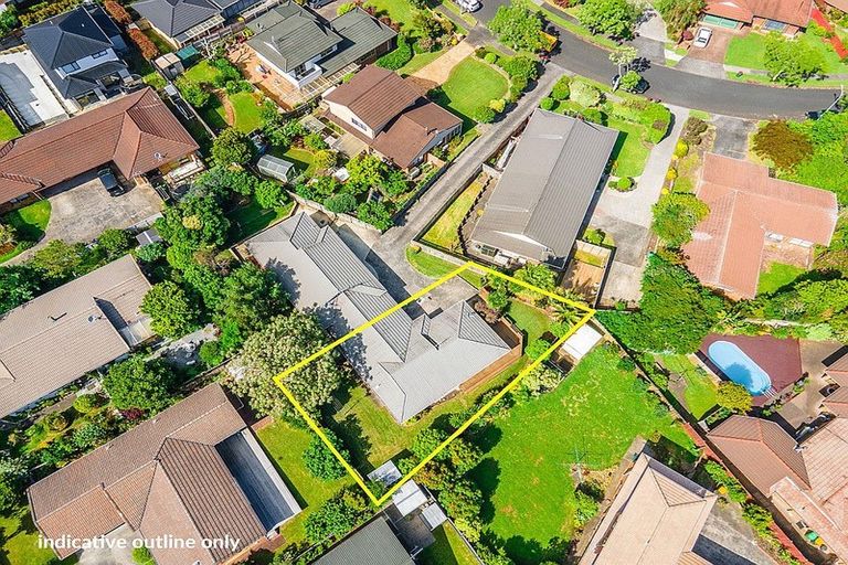 Photo of property in 1/16 Fieldstone Court, Northpark, Auckland, 2013