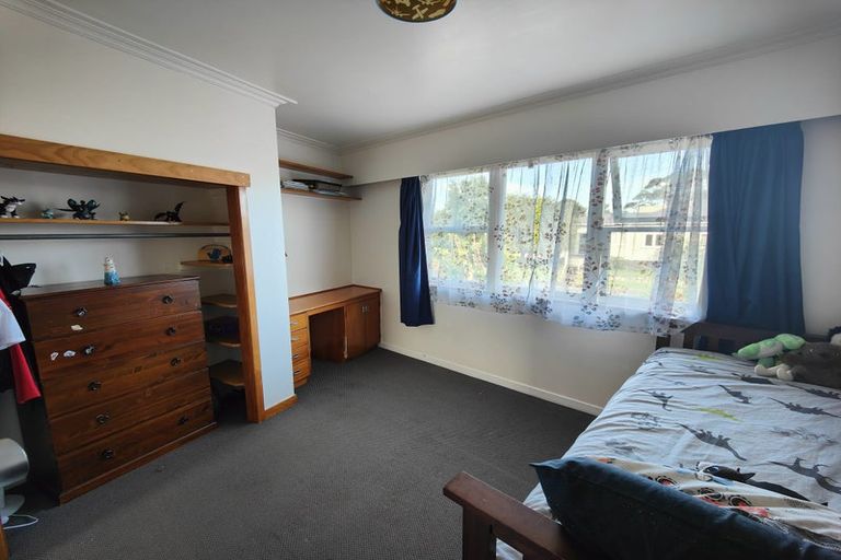 Photo of property in 8 Adams Place, Te Kamo, Whangarei, 0112