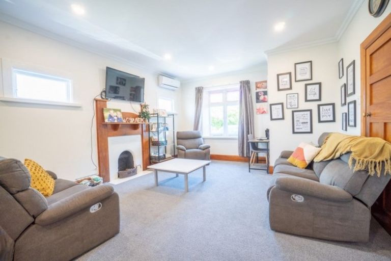 Photo of property in 26 Knowles Street, Terrace End, Palmerston North, 4410