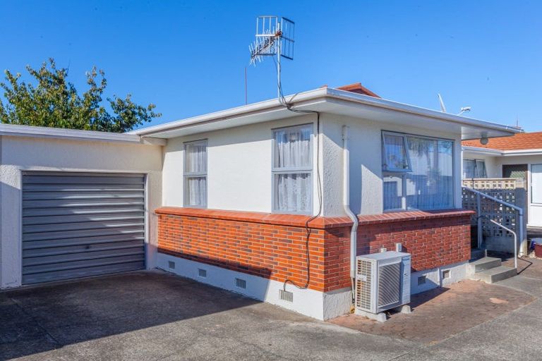 Photo of property in 2/120 Nelson Crescent, Napier South, Napier, 4110