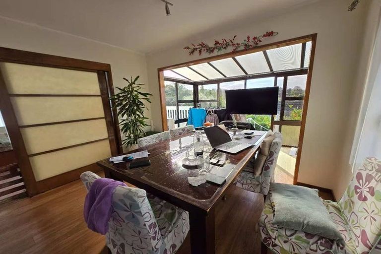 Photo of property in 3 Theodora Place, Mairangi Bay, Auckland, 0630
