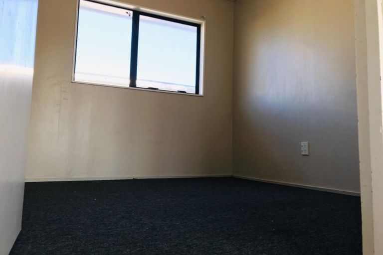 Photo of property in 3a Kohiwi Road, Manurewa, Auckland, 2102