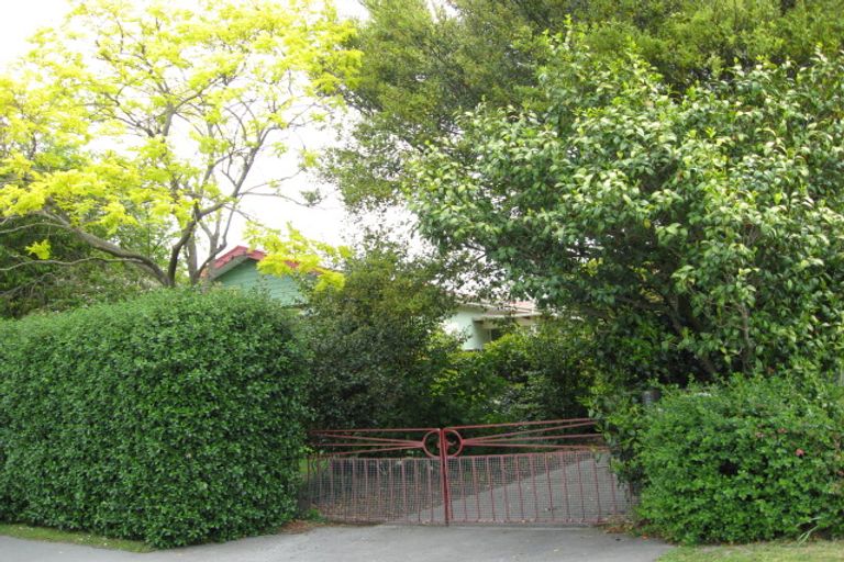 Photo of property in 261 Ilam Road, Burnside, Christchurch, 8053