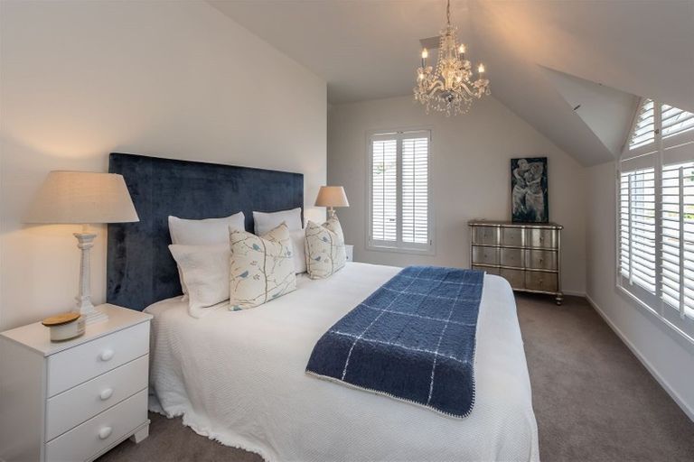 Photo of property in 2/34 Aikmans Road, Merivale, Christchurch, 8014