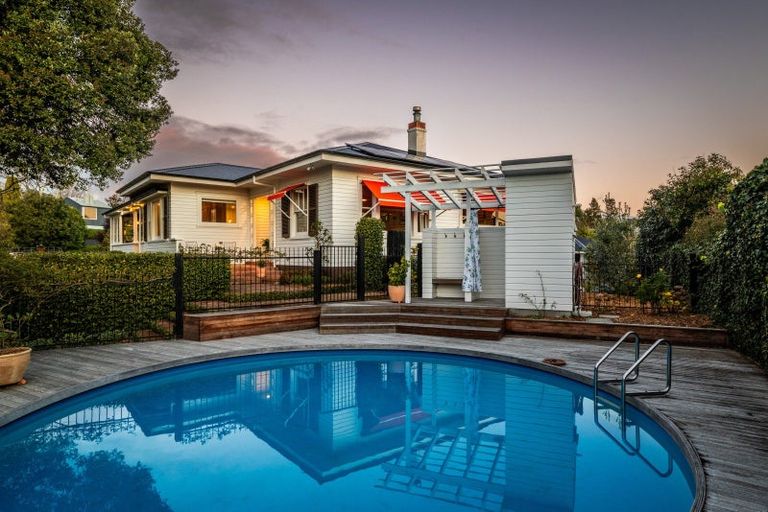 Photo of property in 24 Muritai Crescent, Havelock North, 4130