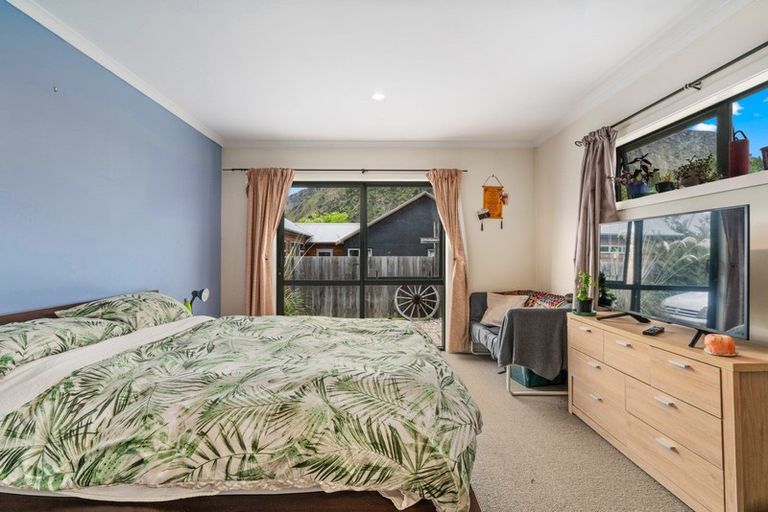 Photo of property in 2 Mathias Terrace, Arthurs Point, Queenstown, 9371