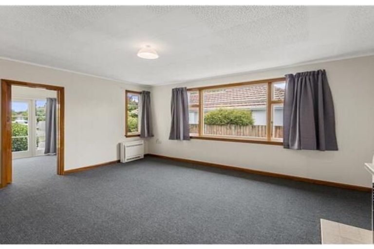 Photo of property in 12 Jennifer Street, Bryndwr, Christchurch, 8053