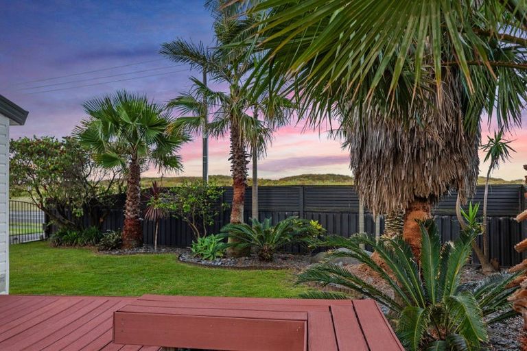 Photo of property in 338 Papamoa Beach Road, Papamoa Beach, Papamoa, 3118