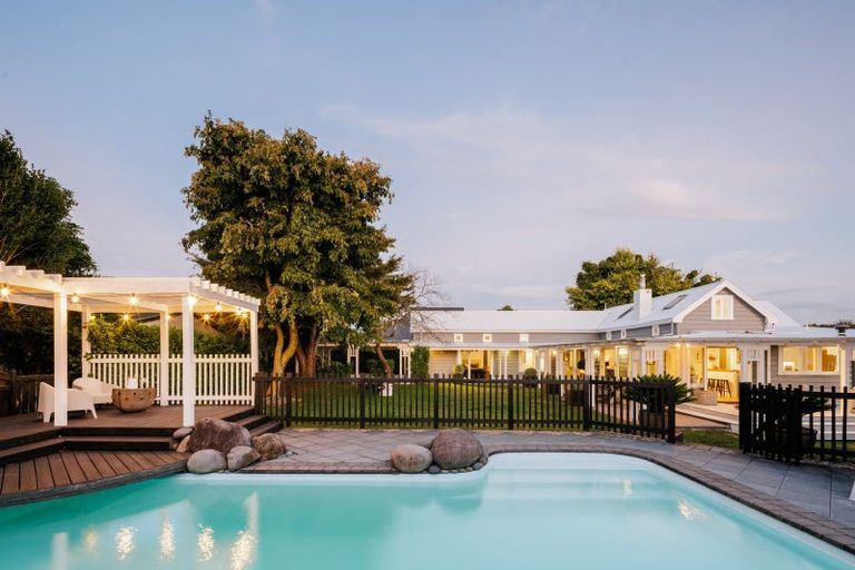 Photo of property in 46 Williams Street, Cambridge, 3434