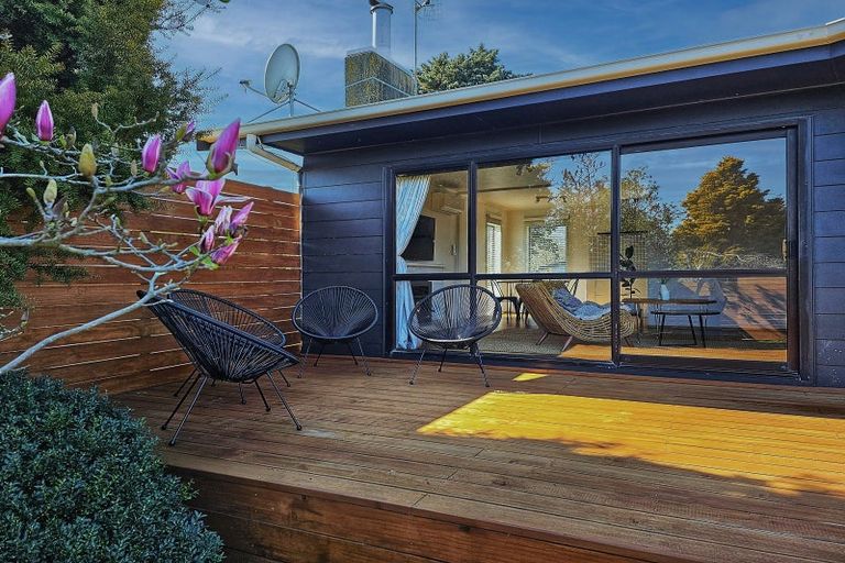 Photo of property in 3 Breadalbane Road, Havelock North, 4130