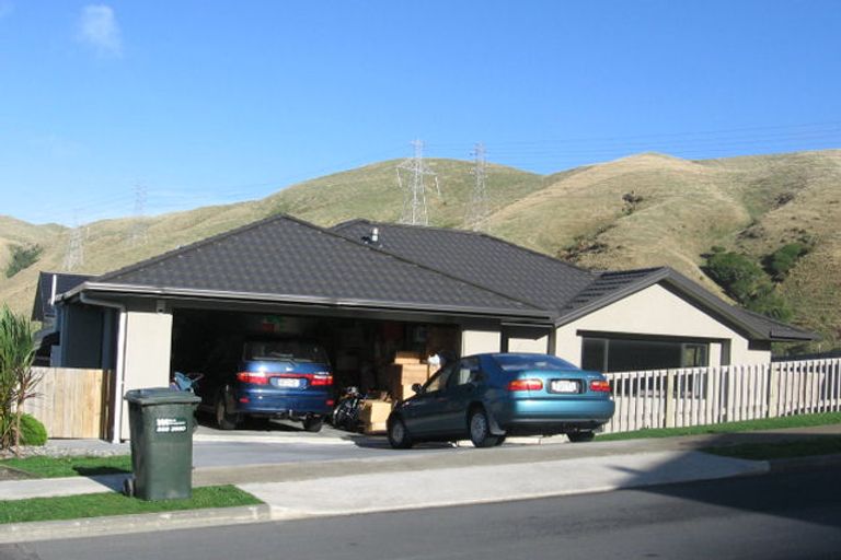 Photo of property in 7 Gifford Grove, Churton Park, Wellington, 6037