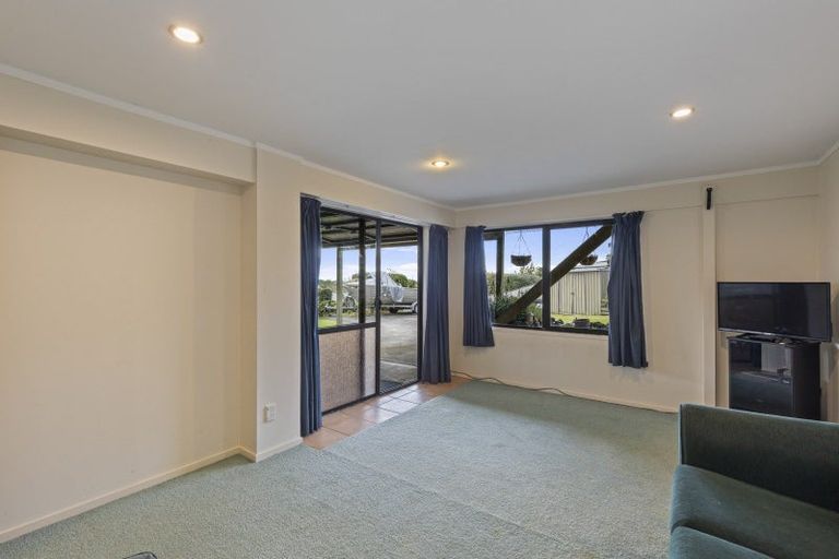 Photo of property in 8a Walmer Grove, Bell Block, New Plymouth, 4312