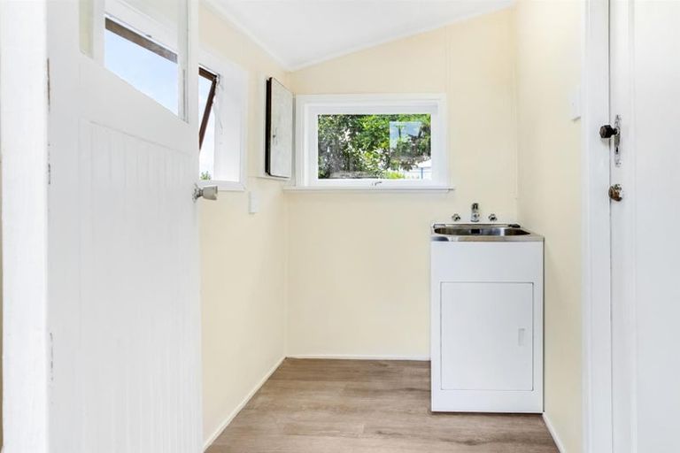 Photo of property in 39b Takanini Road, Takanini, 2112