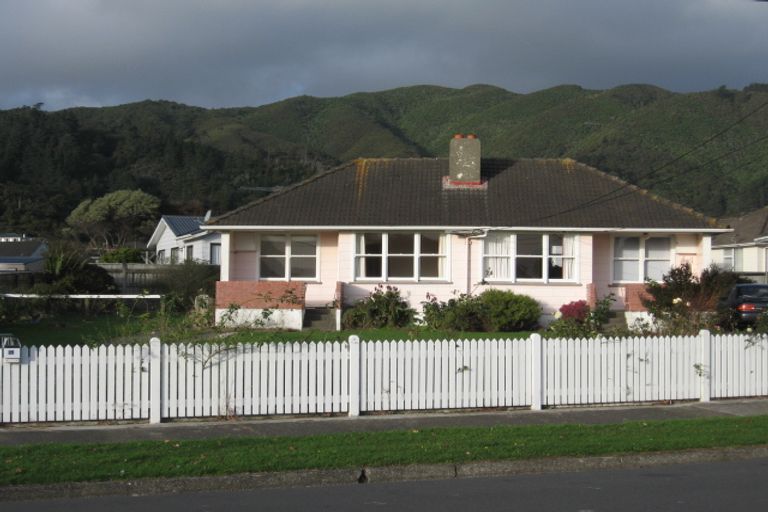 Photo of property in 25-35 Butler Street, Naenae, Lower Hutt, 5011