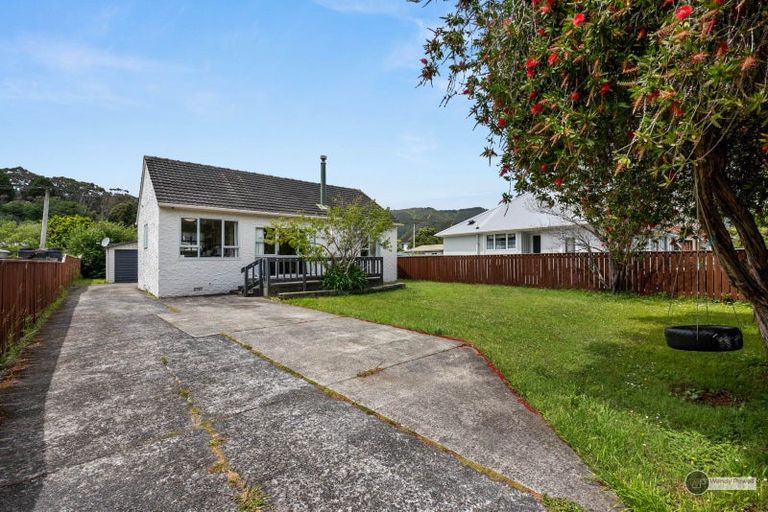 Photo of property in 82 Hewer Crescent, Naenae, Lower Hutt, 5011