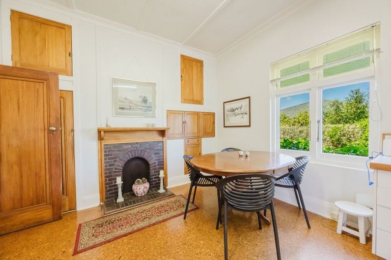 Photo of property in 10 Tavistock Road, Waipukurau, 4200