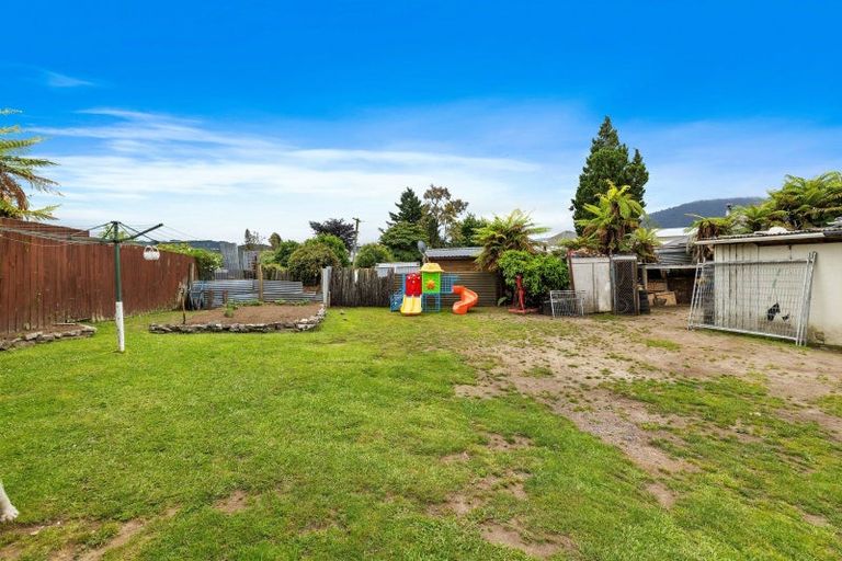 Photo of property in 8 Meadowbank Crescent, Fordlands, Rotorua, 3015